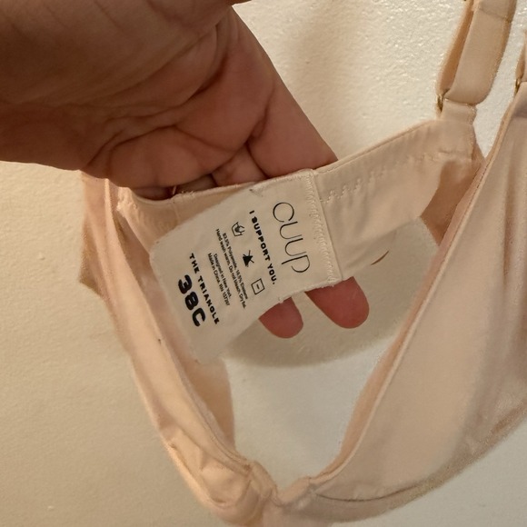 CUUP The Scoop Bra Compact Modal Sand Size 38C See Last Pic For Small Stain - Picture 4 of 5
